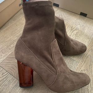 Jeffrey Campbell size 8 1/2 clear heel